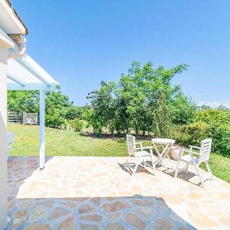 Aroggia Farm Villa Xanthatai Exterior photo